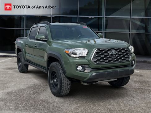 Used 2022 Toyota Tacoma TRD Off-Road w/ Black Out Package (TMS) image 1
