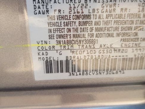 Used 2022 Nissan Sentra SV w/ Lighting Package FWD image 35