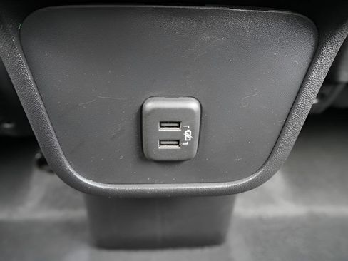 Used 2024 Chevrolet Equinox LT w/ LPO, Floor Liner Package AWD/4WD image 19