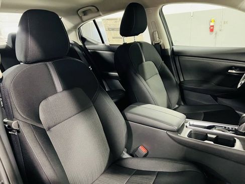 New 2025 Nissan Sentra SV image 29