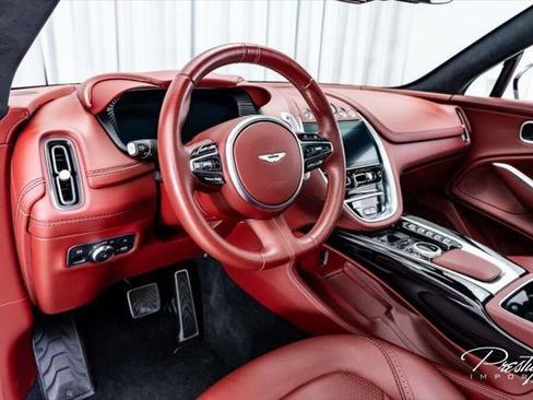 Used 2021 Aston Martin DBX AWD/4WD image 30
