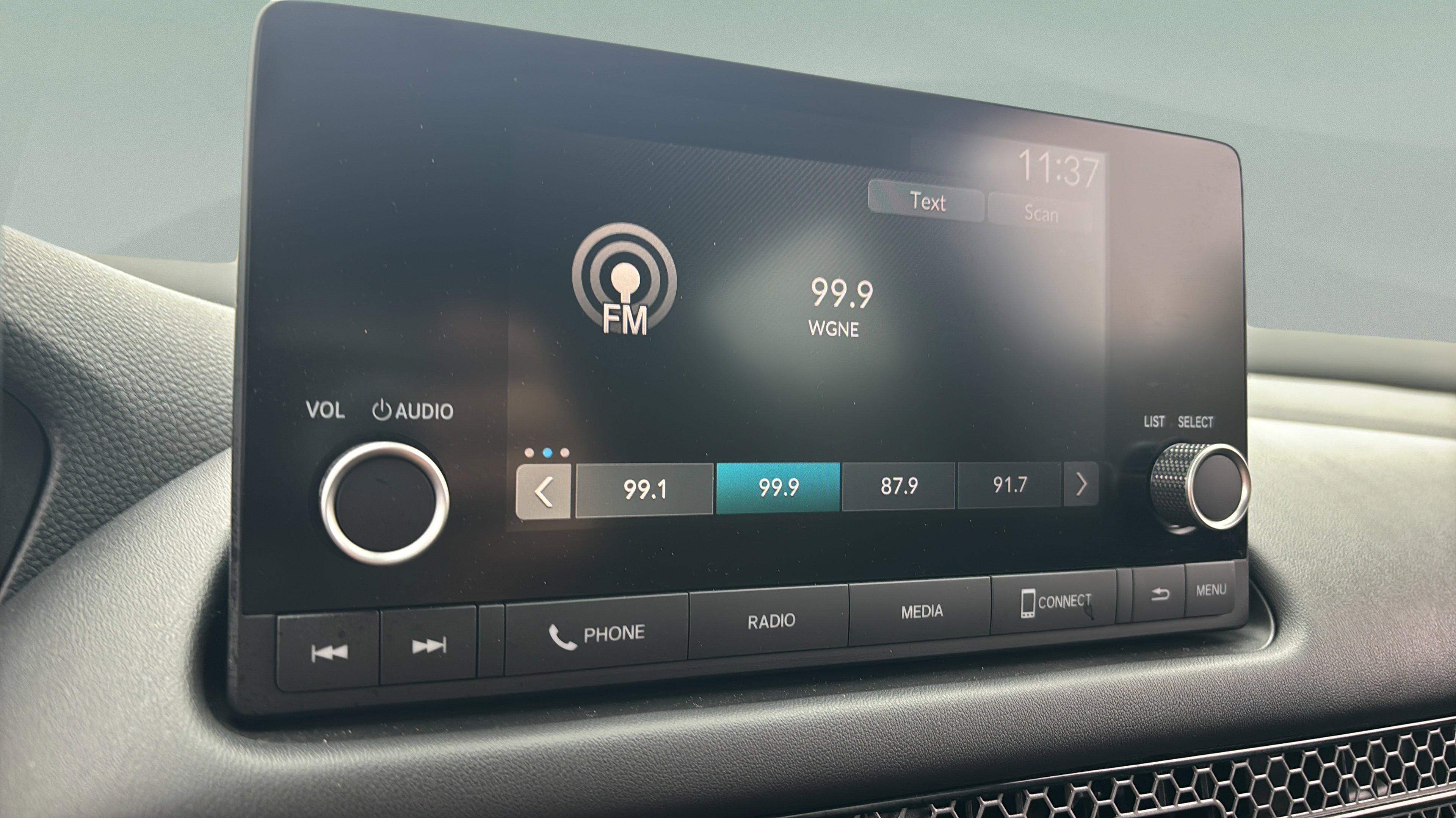 Certified 2024 Honda HR-V Sport image 26