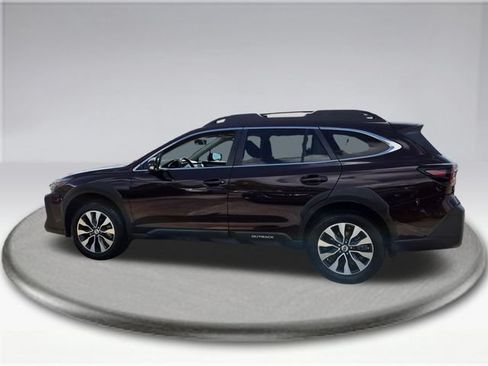 Certified 2025 Subaru Outback Limited AWD/4WD image 19