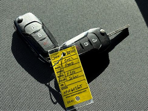 Used 2022 Ford F150 XL w/ Trailer Tow Package image 32