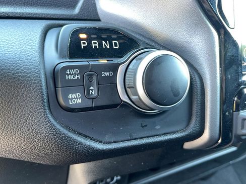 Used 2024 RAM 2500 Big Horn w/ Night Edition AWD/4WD image 21