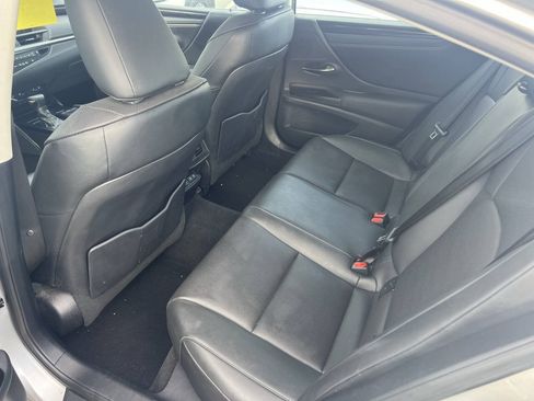 Used 2020 Lexus ES 350 w/ Premium Package FWD image 16