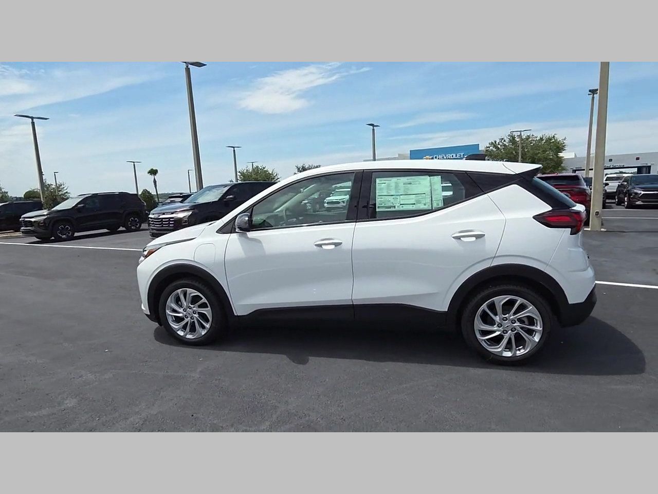New 2027 Chevrolet Bolt LT w/ Comfort Package FWD image 22