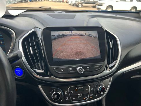 Used 2017 Chevrolet Volt Premier w/ Driver Confidence II Package FWD image 24