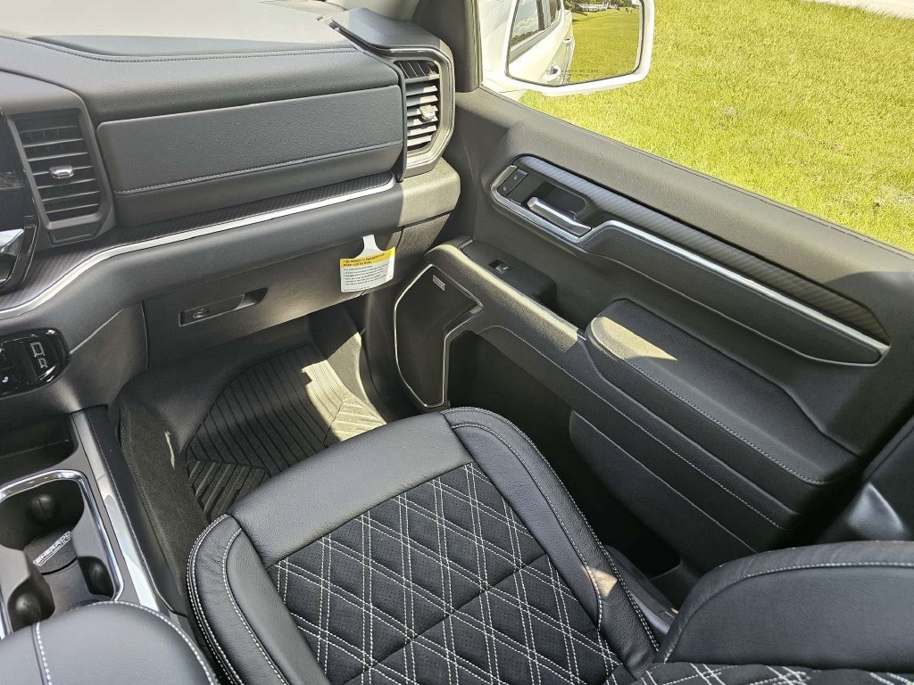 New 2026 Chevrolet Silverado 1500 RST w/ All Star Edition Plus AWD/4WD image 18