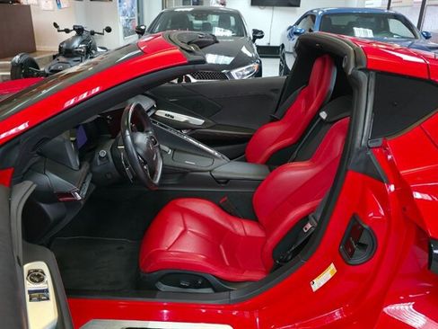 Used 2020 Chevrolet Corvette Stingray Coupe w/ Z51 Performance Package image 9