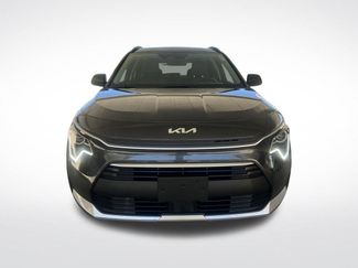 Certified 2024 Kia Niro EX FWD video 2