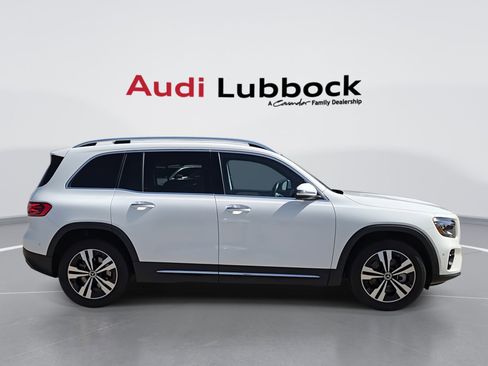 Used 2025 Mercedes-Benz GLB 250 image 9