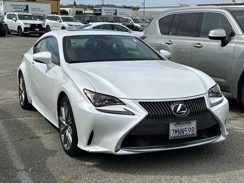 Used 2015 Lexus RC 350 w/ Luxury Package image 2