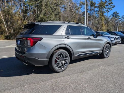 New 2026 Ford Explorer ST w/ Sun And Sound Package AWD/4WD image 4