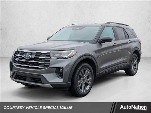 New 2026 Ford Explorer Active w/ Active Comfort Package image 1
