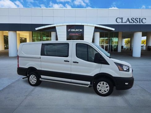 Used 2025 Ford Transit 250 Low Roof w/ Exterior Upgrade Package RWD image 9