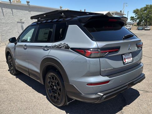 New 2026 Mitsubishi Outlander AWD image 5