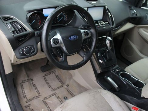 Used 2014 Ford Escape Titanium image 4