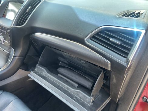 Used 2017 Ford Edge Titanium FWD image 35