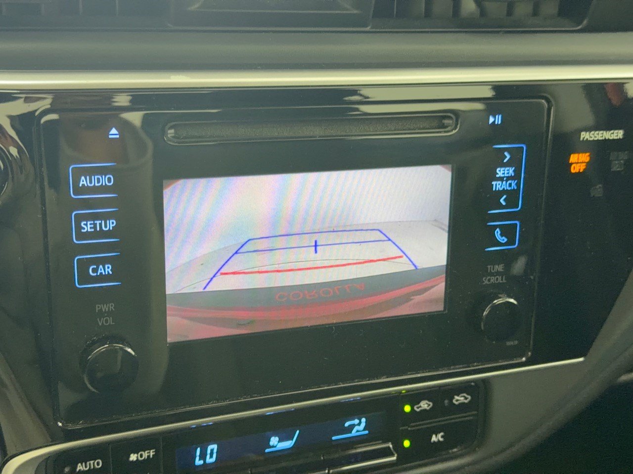 Used 2017 Toyota Corolla LE FWD image 24