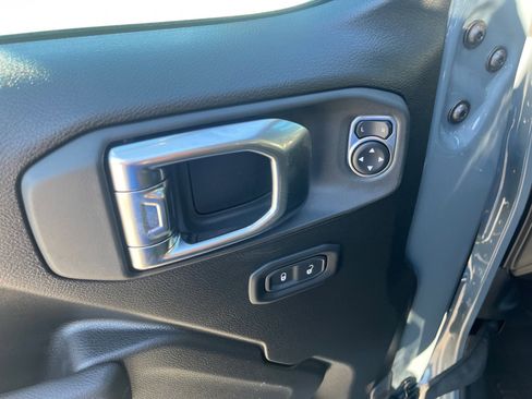 New 2026 Jeep Gladiator Sport image 14