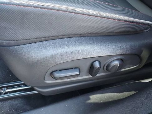 Used 2022 Chevrolet TrailBlazer RS AWD/4WD image 18