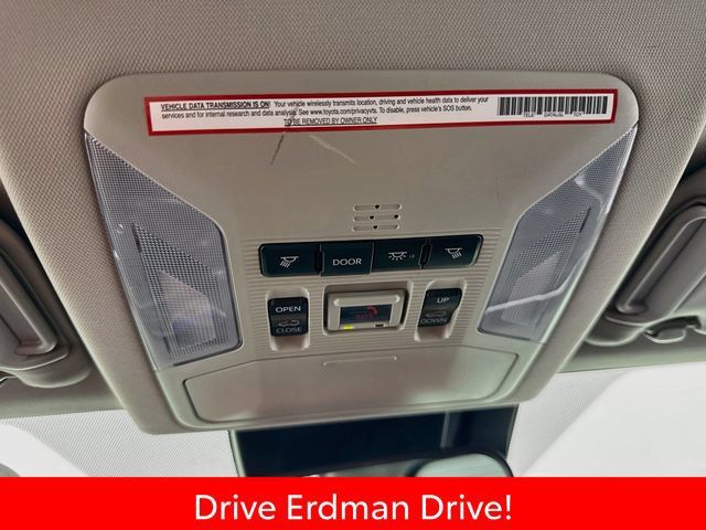 Certified 2020 Toyota RAV4 XLE w/ Convenience Package AWD/4WD image 18
