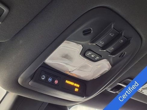 Used 2021 Chevrolet TrailBlazer ACTIV w/ Sun and Liftgate Package FWD image 18