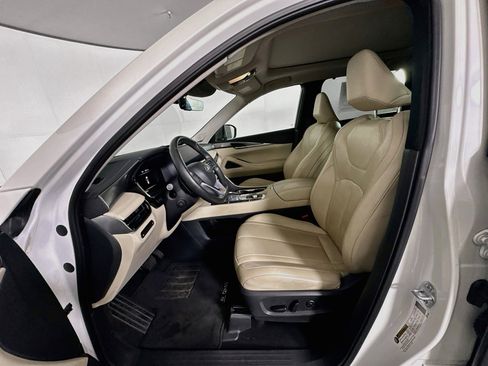 Used 2023 INFINITI QX60 Luxe w/ Performance Audio Package FWD image 13