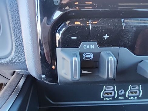 New 2026 RAM 2500 Big Horn AWD/4WD image 10