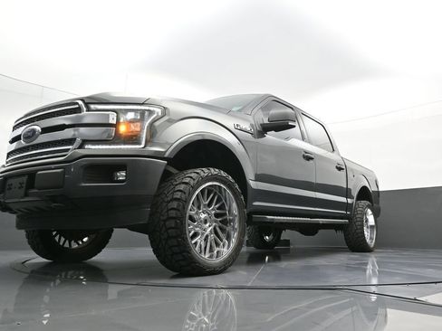 Used 2018 Ford F150 XLT w/ Equipment Group 302A Luxury AWD/4WD image 23