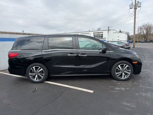 Certified 2023 Honda Odyssey Touring image 6