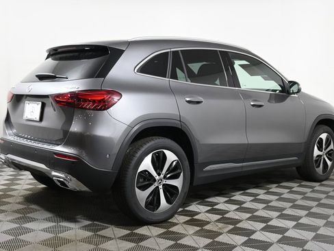 Used 2026 Mercedes-Benz GLA 250 4MATIC image 7