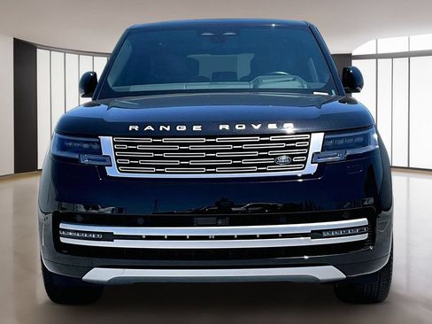 Certified 2024 Land Rover Range Rover Long Wheelbase Autobiography AWD/4WD image 2
