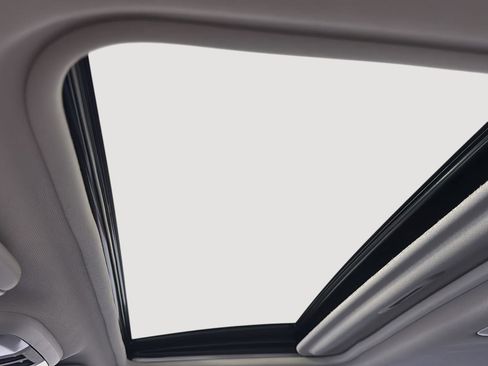 Certified 2024 Subaru Crosstrek 2.0i Premium image 22