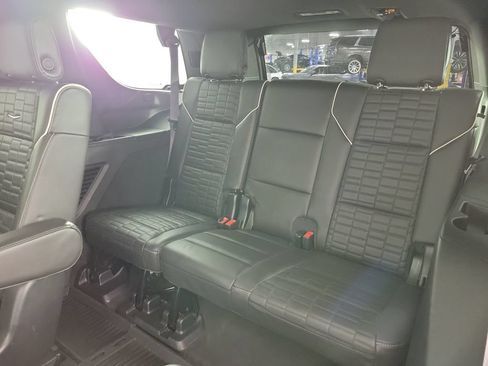 Used 2023 Cadillac Escalade Sport Platinum AWD/4WD image 10
