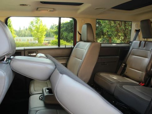 Used 2016 Ford Flex Limited w/ Equipment Group 303A AWD/4WD image 26