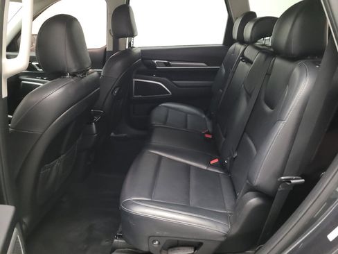 Used 2020 Kia Telluride LX AWD/4WD image 18