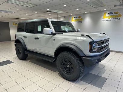 New 2026 Ford Bronco Outer Banks w/ Sasquatch Package