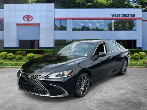 Used 2022 Lexus ES 350 w/ Premium Package FWD image 4