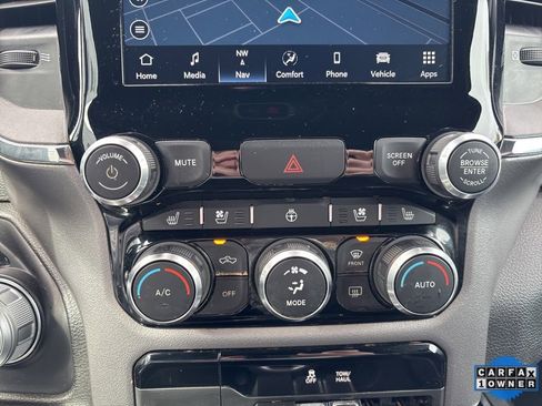 Used 2024 RAM 1500 Laramie AWD/4WD image 4