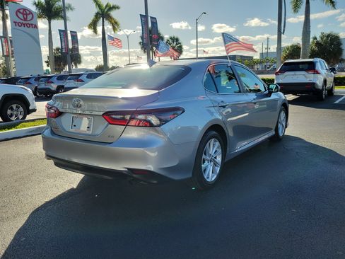Used 2023 Toyota Camry LE image 11