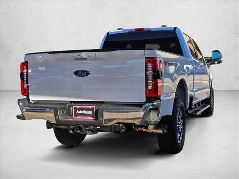 New 2026 Ford F250 Lariat w/ FX4 Off-Road Package AWD/4WD image 2