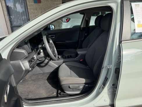 Used 2025 Kia K4 FWD image 27