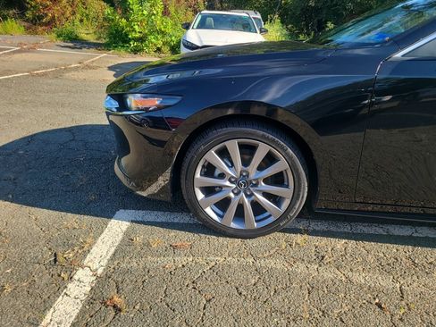 Used 2024 MAZDA MAZDA3 s FWD image 27