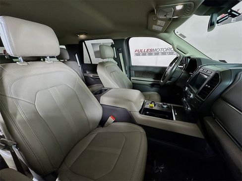 Used 2020 Ford Expedition Max Limited image 29