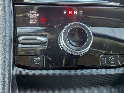 Used 2023 Jeep Grand Cherokee image 31