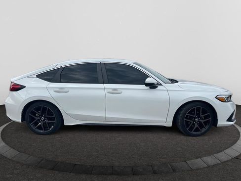 Used 2023 Honda Civic Sport Touring image 4