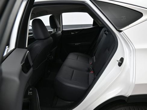 Used 2023 Lexus NX 250 FWD w/ Towing Package (2000 Lbs) image 27