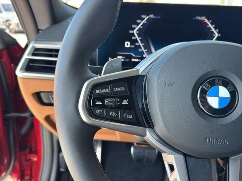 Used 2025 BMW M440i Convertible w/ Premium Package image 13